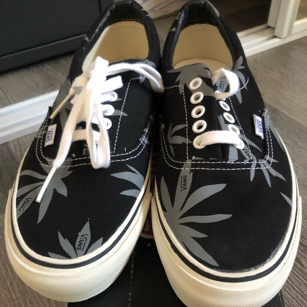Vans Era Palm Trees Men’s 9.5 Rare